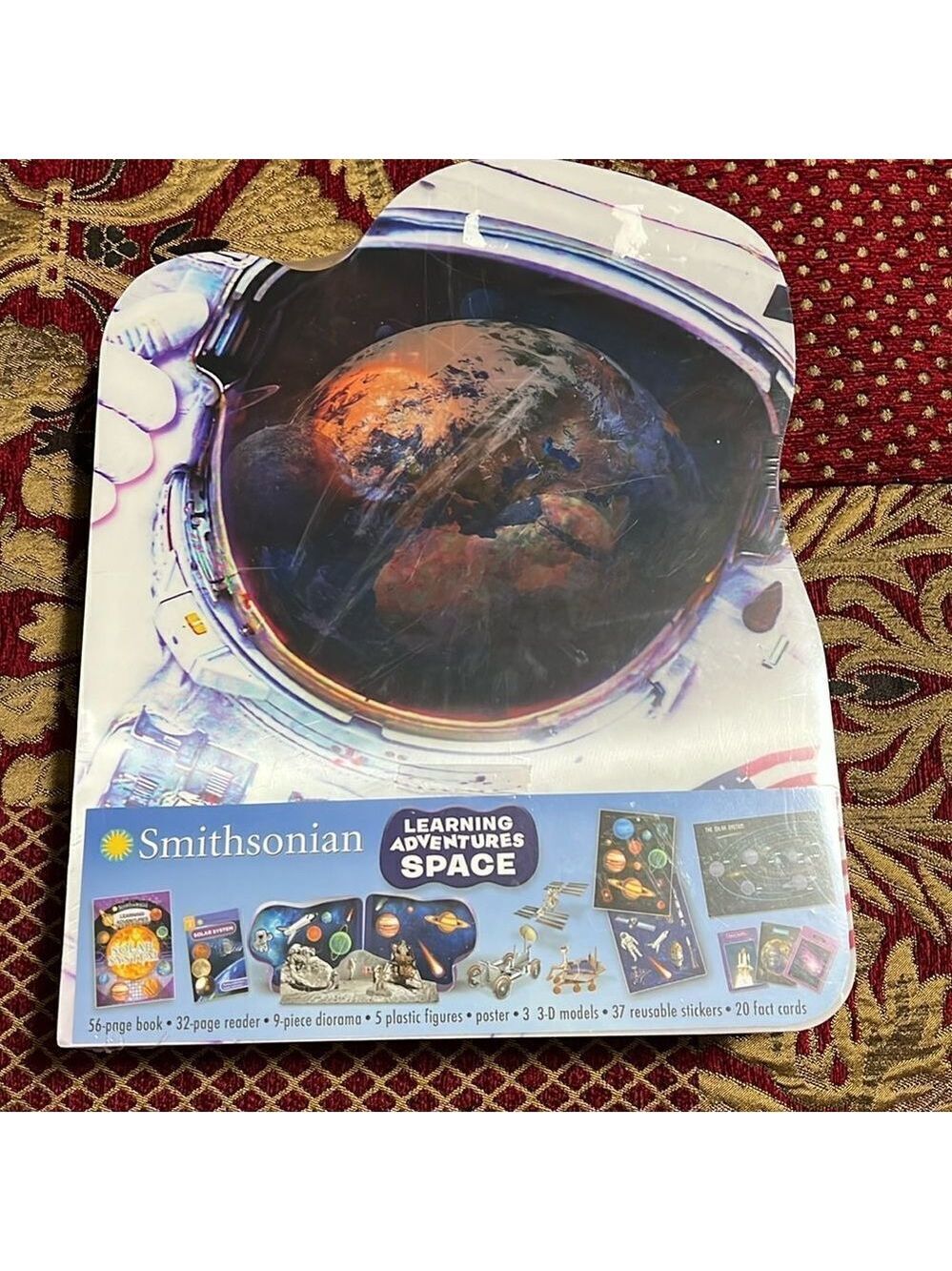 SMITHSONIAN Learning Adventures Space activity box. Factory sealed